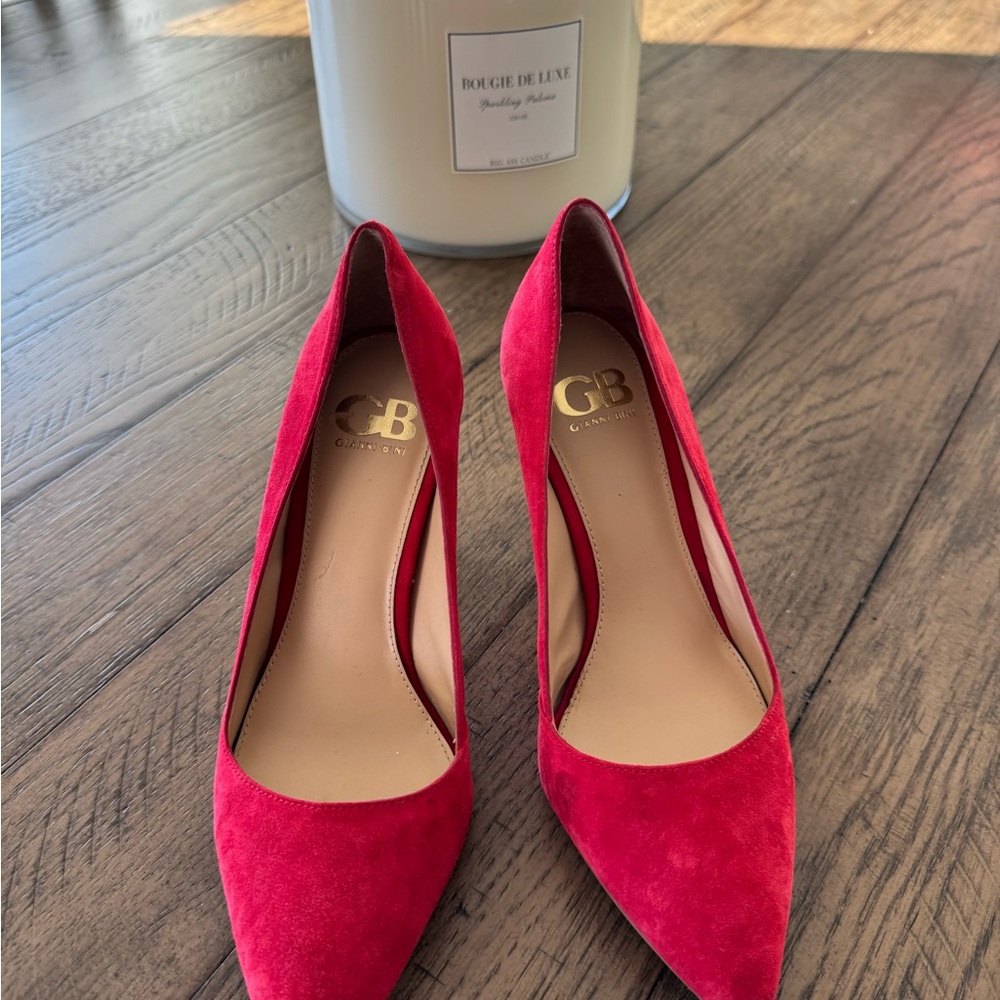 Gianni Bini Vibrant Red Suede Heels